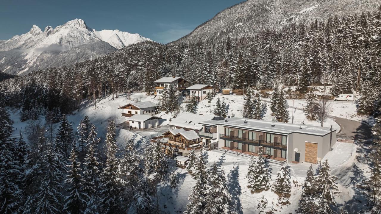 Hotel Garni Isarlodge Wiesenhof Scharnitz Exteriér fotografie