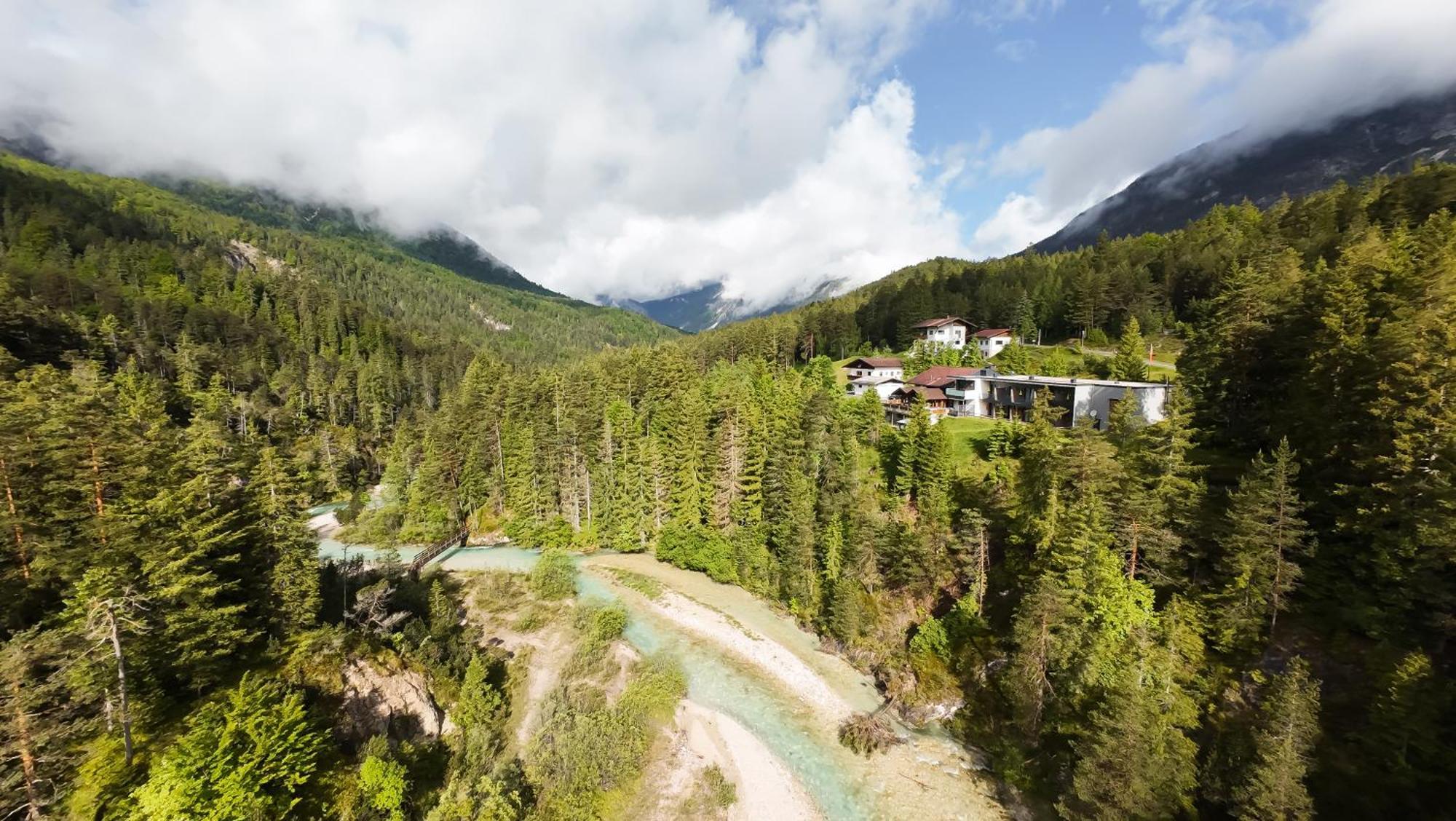 Hotel Garni Isarlodge Wiesenhof Scharnitz Exteriér fotografie